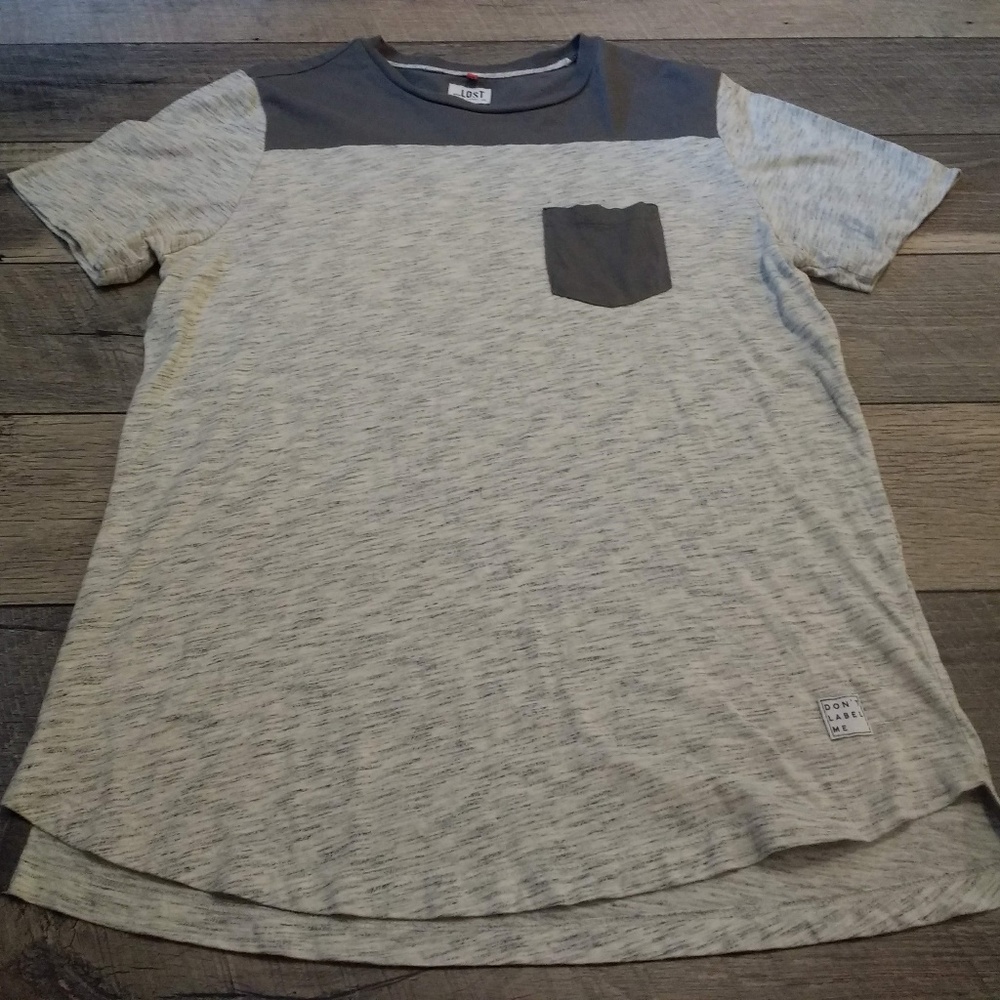 Lost men's grey front pocket T-shirt